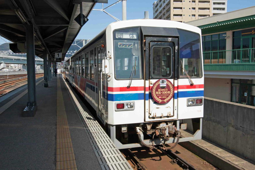１０年前あの頃 松浦鉄道１００形引退 送り込み回送: 門鉄 早岐客貨車区